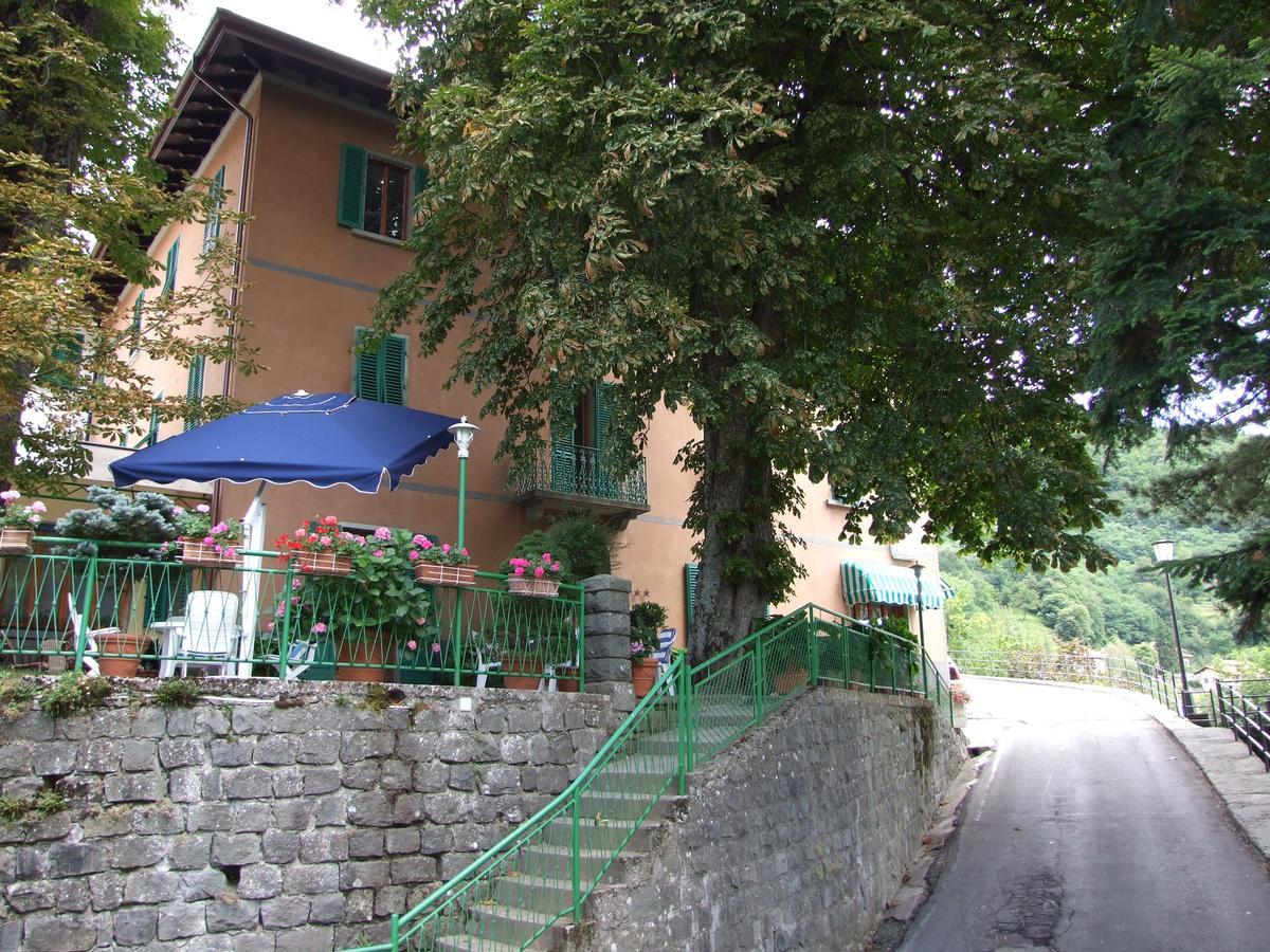 Hotel Villa Patrizia กูติญาโน ภายนอก รูปภาพ